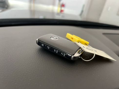 Used 2025 MAZDA CX-90 3.3 Turbo w/ Preferred Package image 35