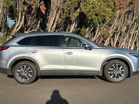 Used 2023 MAZDA CX-9 Touring image 3