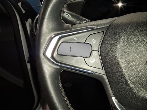 Certified 2024 Chevrolet Trax ACTIV w/ Sunroof Package image 32