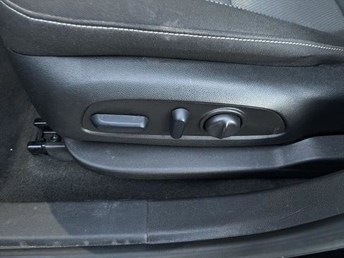 Used 2023 Chevrolet Blazer LT image 14