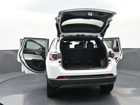 Used 2024 Jeep Compass Limited AWD/4WD image 57