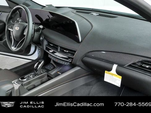 New 2026 Cadillac CT5 V image 24