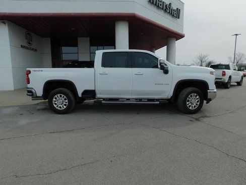Used 2024 Chevrolet Silverado 2500 LTZ w/ LTZ Convenience Package image 31