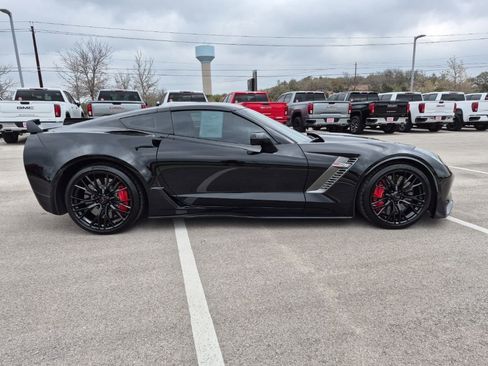 Used 2016 Chevrolet Corvette Z06 w/ Z07 Performance Package image 11