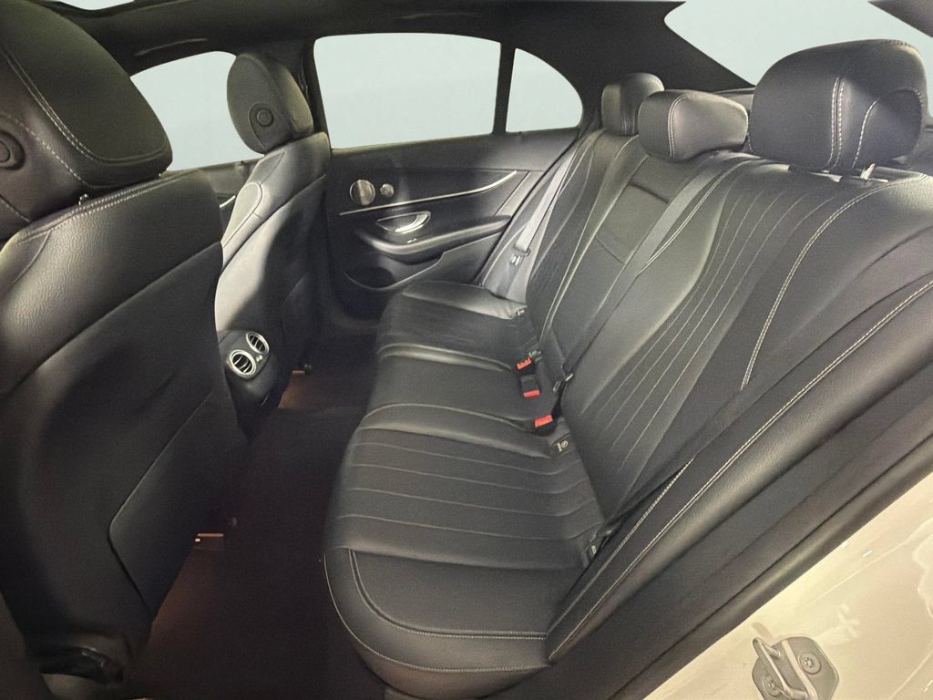 Used 2018 Mercedes-Benz E 300 image 26