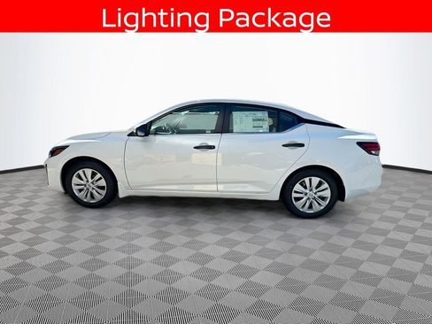 Used 2025 Nissan Sentra S w/ Lighting Package image 8