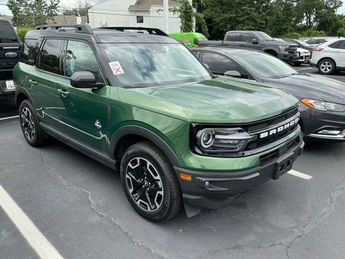Used 2024 Ford Bronco Sport Outer Banks w/ Tech Package AWD/4WD image 4