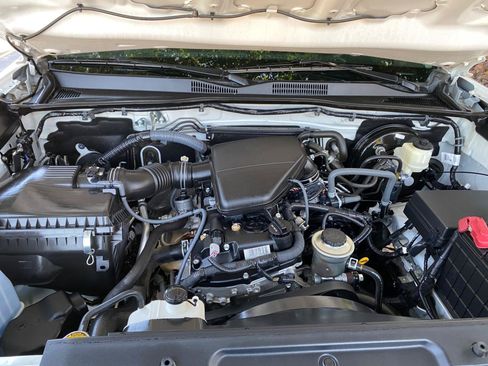 Used 2017 Toyota Tacoma 2WD Access Cab image 7