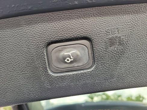 Used 2021 Ford Edge SEL w/ Convenience Package image 13