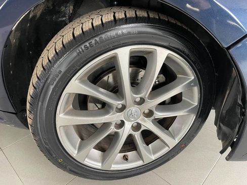 Used 2015 Toyota Avalon XLE Touring image 9