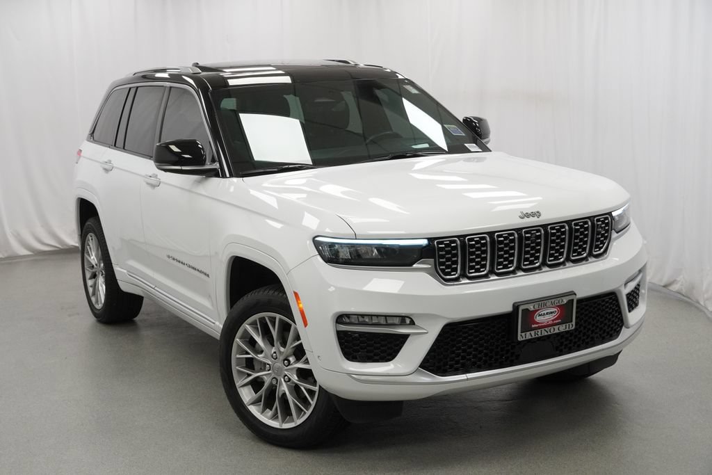 Certified 2022 Jeep Grand Cherokee Summit w/ Adv Protech Group IV AWD/4WD image 14