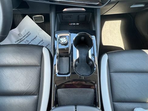 Used 2025 Buick Envision Sport Touring AWD/4WD image 33