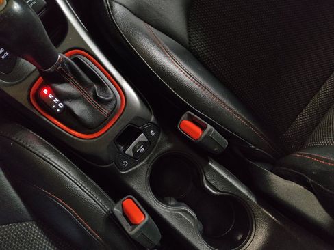 Used 2020 Jeep Compass Trailhawk AWD/4WD image 26