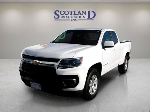 Used 2022 Chevrolet Colorado LT w/ Fleet Safety Package RWD image 2