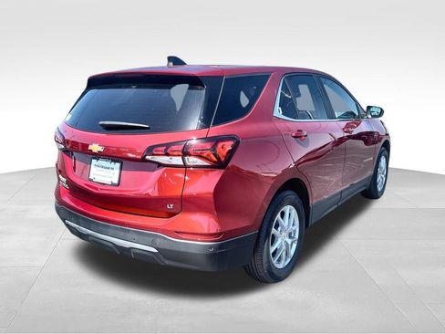 Used 2024 Chevrolet Equinox LT w/ LPO, Floor Liner Package FWD image 8