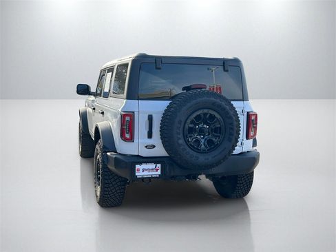 Used 2023 Ford Bronco Wildtrak image 6