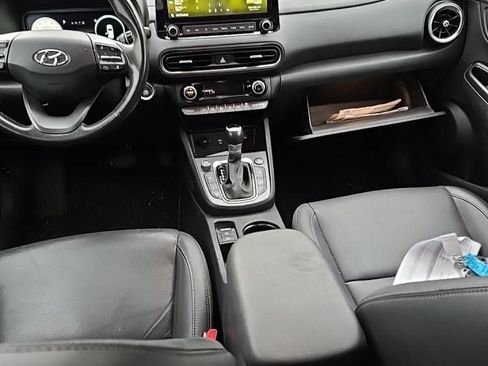Used 2023 Hyundai Kona Limited image 11
