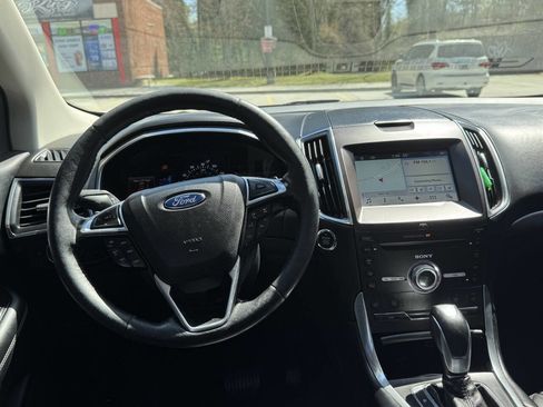 Used 2017 Ford Edge Titanium w/ Equipment Group 301A image 10