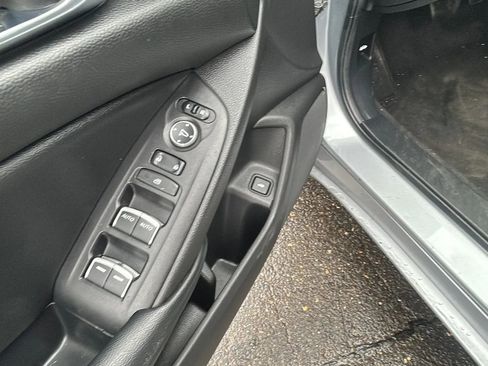 Used 2021 Honda Accord LX image 17