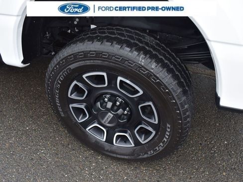 Certified 2024 Ford F350 Platinum w/ FX4 Off-Road Package image 28