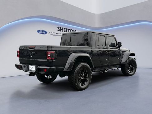 Used 2022 Jeep Gladiator Overland image 5