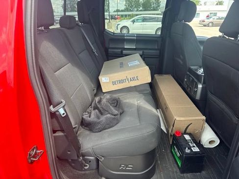Used 2019 Ford F150 XLT w/ Equipment Group 302A Luxury AWD/4WD image 10