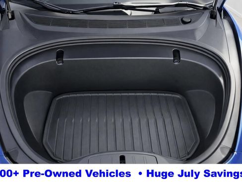 Used 2020 Tesla Model 3 Standard Range RWD image 14