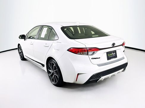 Used 2022 Toyota Corolla SE image 5