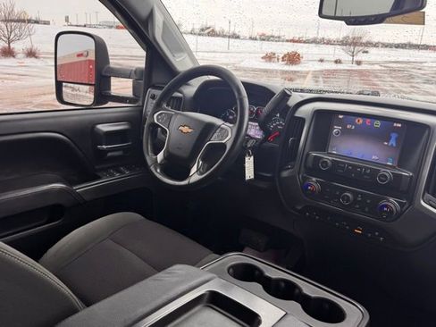 Used 2015 Chevrolet Silverado 2500 LT w/ LT Convenience Package image 14