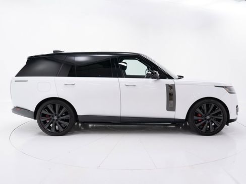 Used 2023 Land Rover Range Rover SV image 6