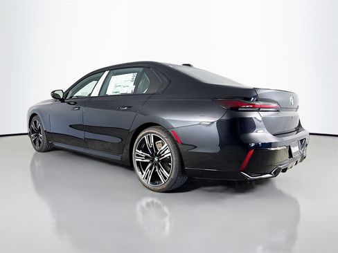 New 2026 BMW 740i w/ Premium Package image 5
