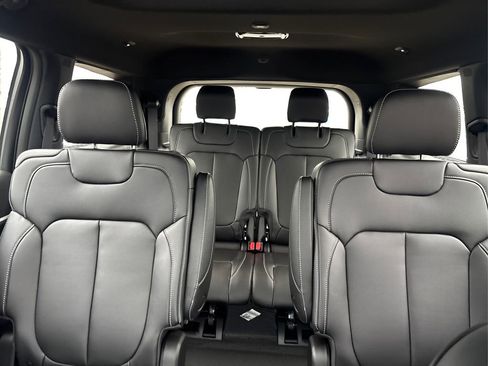 New 2026 Jeep Grand Cherokee L Limited w/ Limited Altitude Package image 17