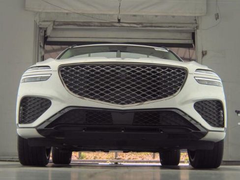 Used 2023 Genesis GV70 3.5T Sport w/ Sport Prestige Package AWD/4WD image 3