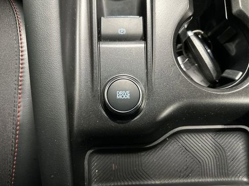 Used 2025 Ford Explorer ST-Line AWD/4WD image 34