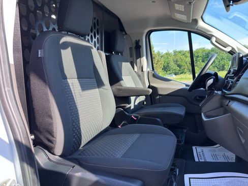 Used 2025 Ford Transit 250 Low Roof w/ Exterior Upgrade Package RWD image 30