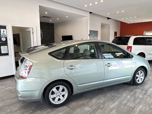 Used 2009 Toyota Prius FWD image 15
