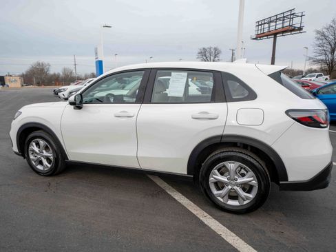 Used 2025 Honda HR-V LX image 4