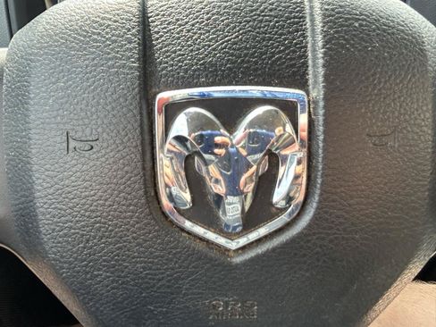 Used 2015 RAM 1500 Big Horn AWD/4WD image 19