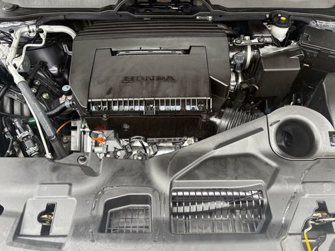 Certified 2025 Honda Pilot Touring image 35