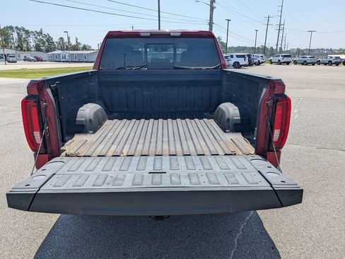 Used 2021 GMC Sierra 1500 SLT w/ SLT Premium Plus Package AWD/4WD image 15
