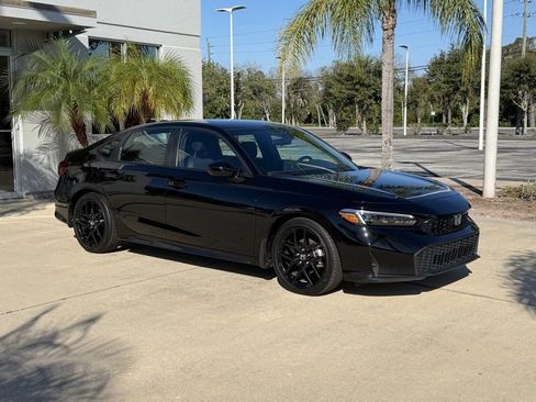 Used 2025 Honda Civic Sport image 1