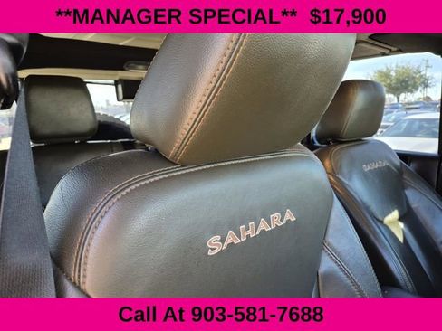 Used 2016 Jeep Wrangler Unlimited Sahara w/ Connectivity Group image 15
