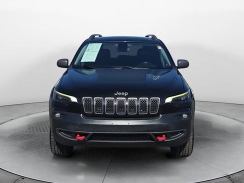 Used 2019 Jeep Cherokee Trailhawk image 8