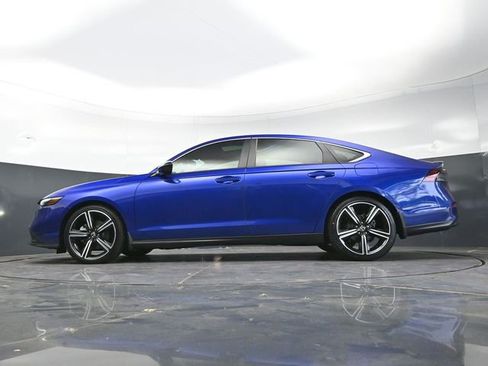 Used 2024 Honda Accord Sport image 40