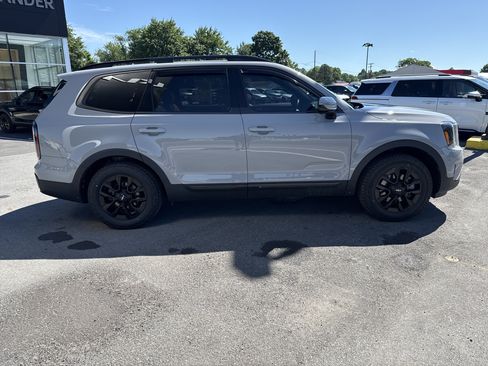Certified 2024 Kia Telluride SX Prestige X-Pro AWD/4WD image 2