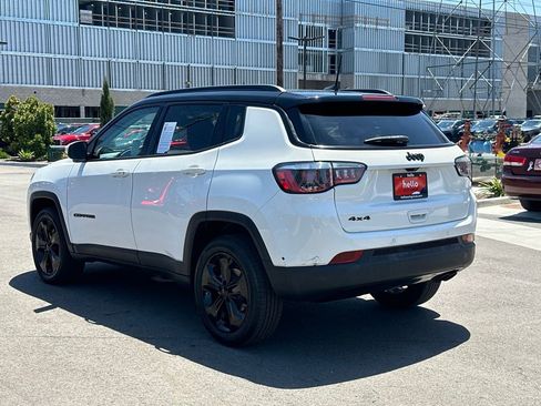 Used 2018 Jeep Compass Latitude w/ Popular Equipment Group AWD/4WD image 32
