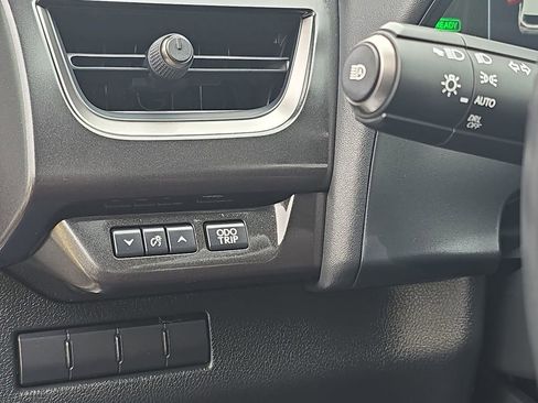 Used 2020 Lexus UX 250h w/ Premium Package image 25