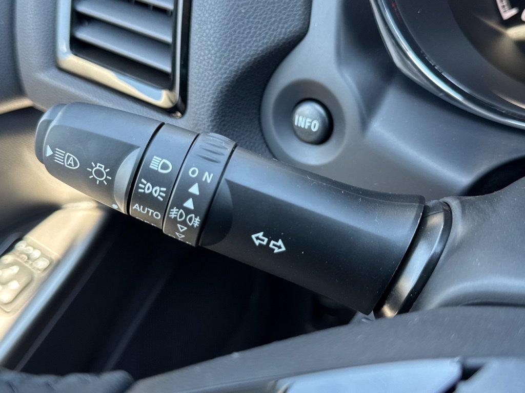 New 2027 Mitsubishi Outlander Sport SE FWD image 14