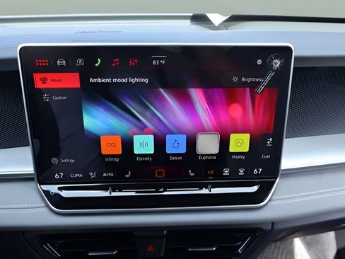 New 2026 Volkswagen Tiguan SE R-Line FWD image 22