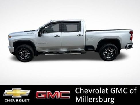 Used 2022 Chevrolet Silverado 3500 High Country w/ Z71 Off-Road Package AWD/4WD image 5